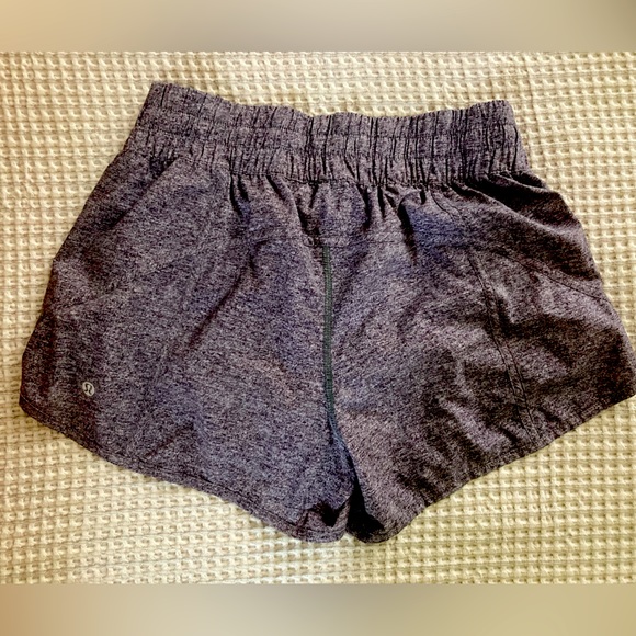 Lululemon shorts new without tags - Picture 2 of 4